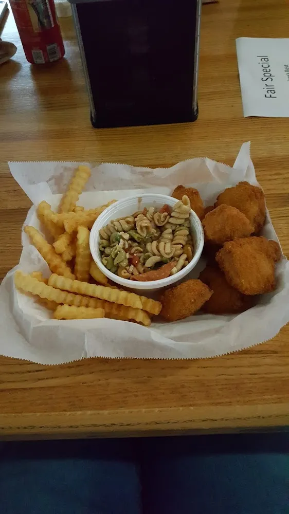 Cod Fish Chunk S French Frie S an Pasts Salad